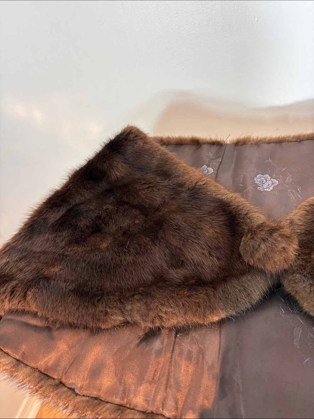 Vintage Genuine Fur Stole Shoulder Wrap Capelet Brown Old Hollywood Glam - Picture 11 of 13